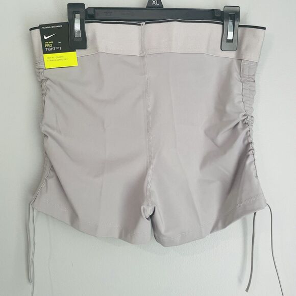 NEW Nike Pro Tight Fit Shorts Medium 2.5" Training Run Gray Dri Fit Clinching - Picture 5 of 14